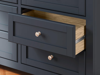Landocken Dresser - B414-21 - finish or detail (supplier image 11)