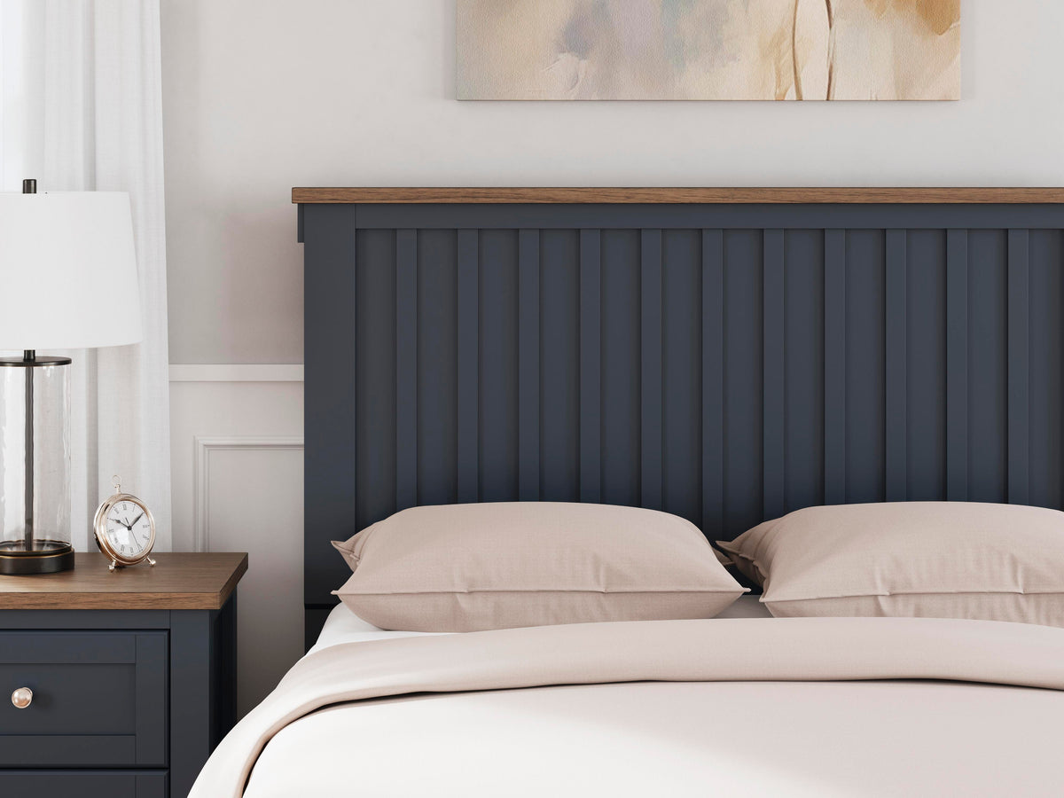 Landocken Panel Bed