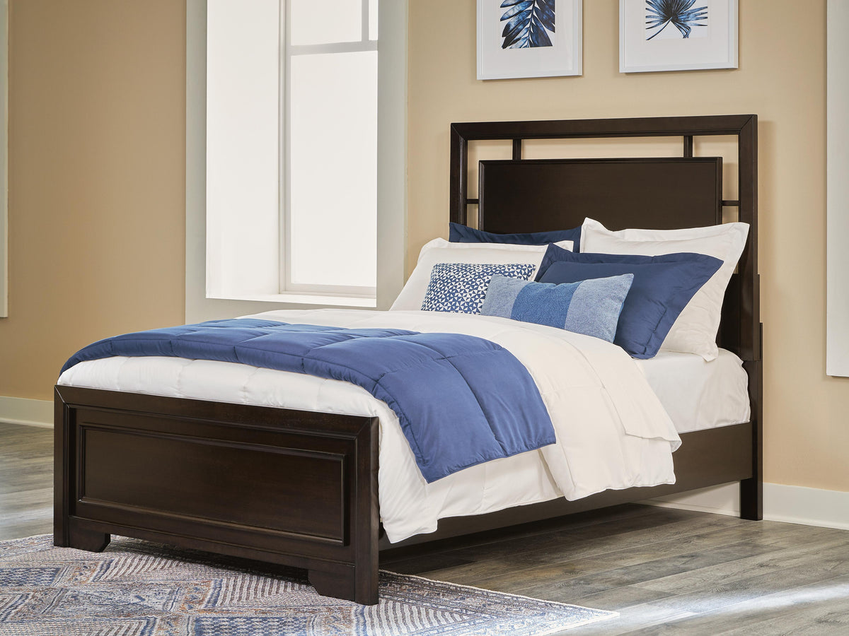 Covetown Bedroom Sets - B441B5, B441B13, B441B16 - product view or room setting; complete kit and included component views (supplier image 66)