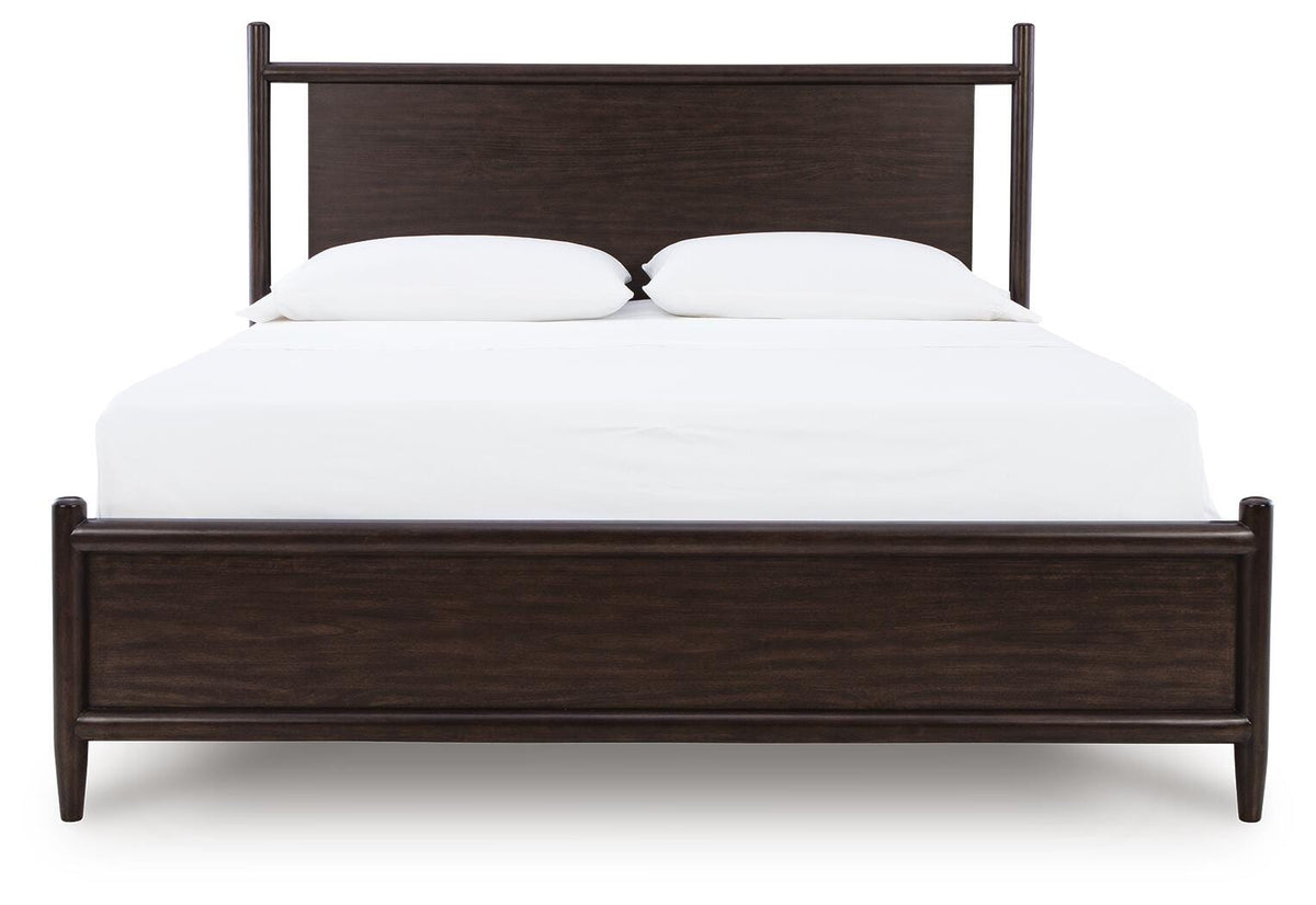 Dantenton Panel Bed