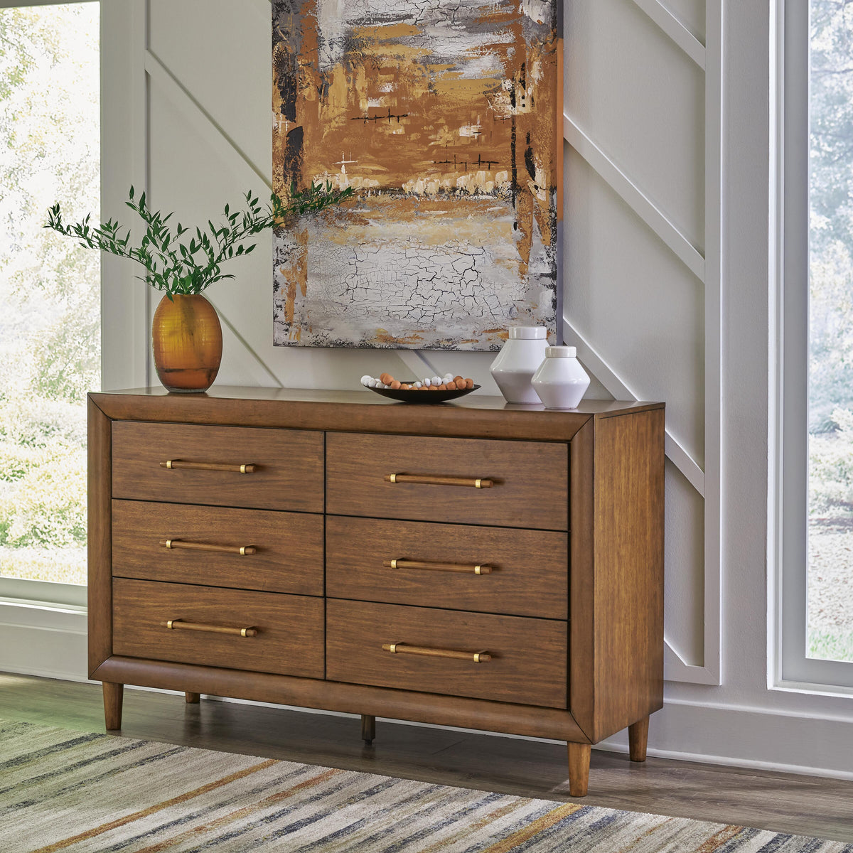 Lyncott Bedroom Sets - B615B8, B615B9, B615B5, B615B12, B615B14 - product view or room setting; complete kit and included component views (supplier image 15)