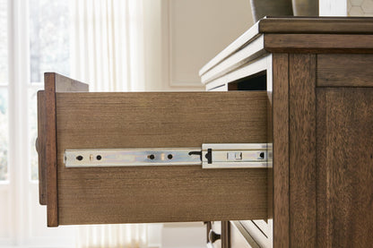 Sturlayne Chest of Drawers - B787-46 - finish or detail (supplier image 7)