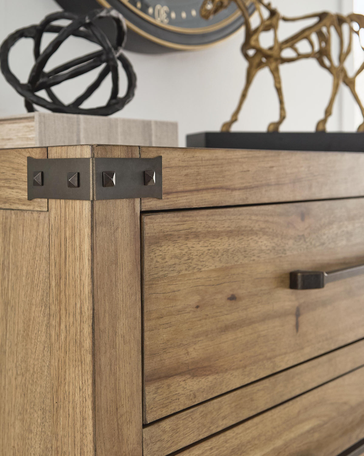 Ridgester Chest of Drawers - B858-46 - finish or detail (supplier image 5)