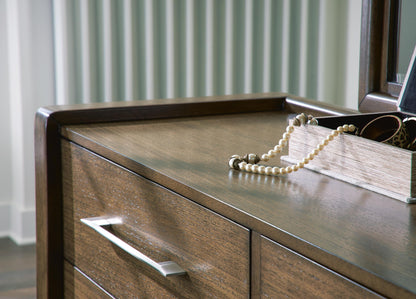 Marxmore Dresser and Mirror - B863B1 - finish or detail (supplier image 5)