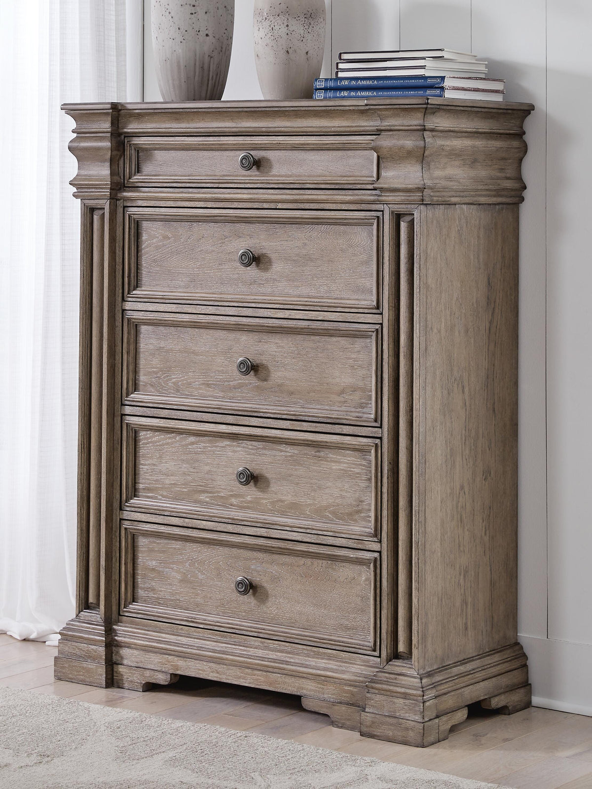 Blairhurst Chest of Drawers - B916-46 - additional original supplier product view; only listed item or components included