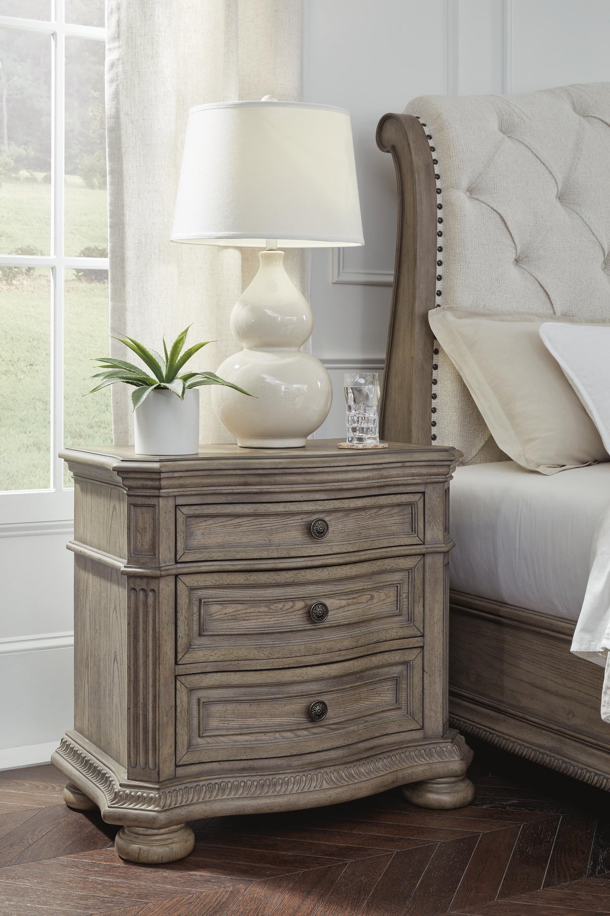 Ardenfield Bedroom Sets - B944B6, B944B7, B944B9 - product view or room setting; complete kit and included component views (supplier image 15)