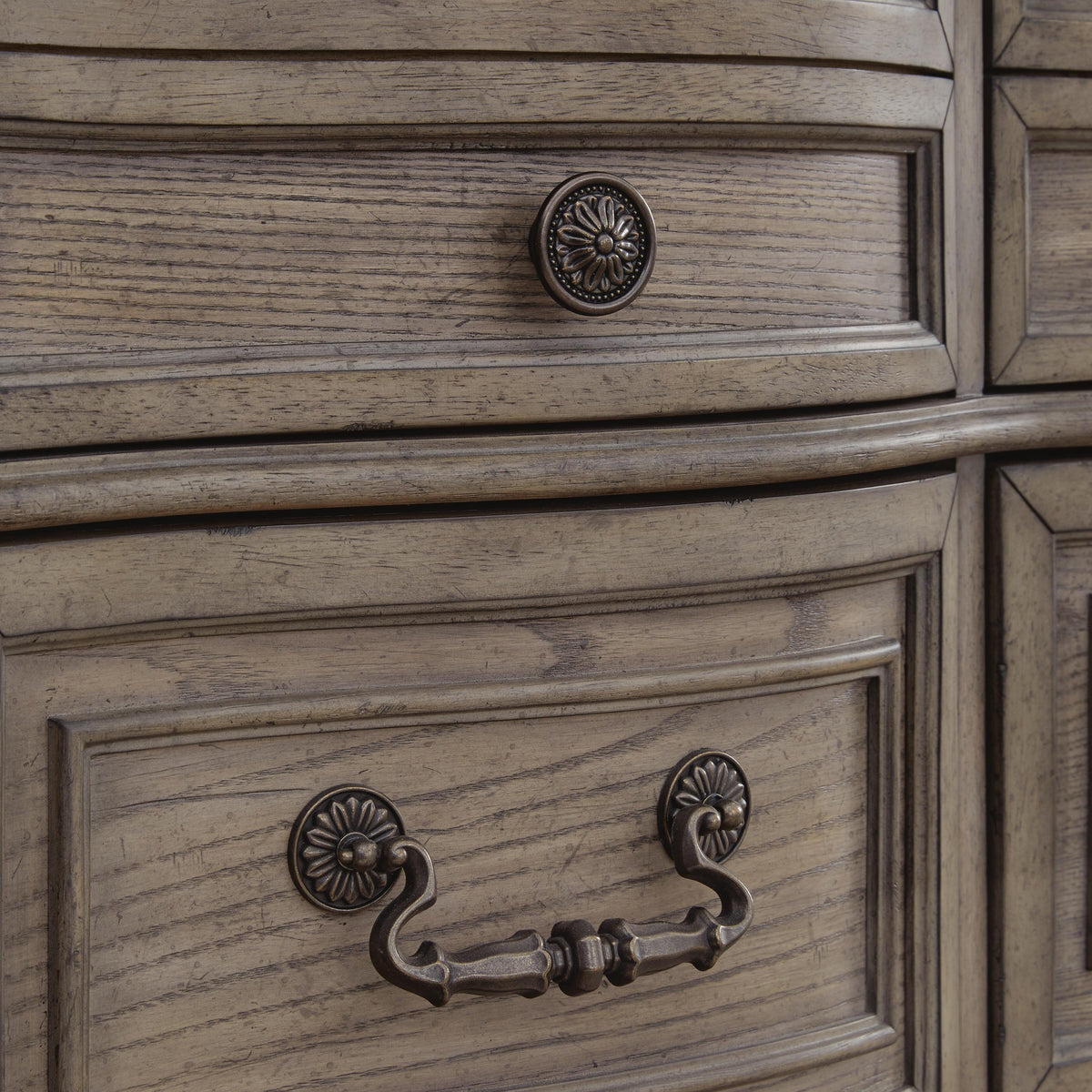 Ardenfield Dresser and Mirror - B944B1 - finish or detail (supplier image 5)
