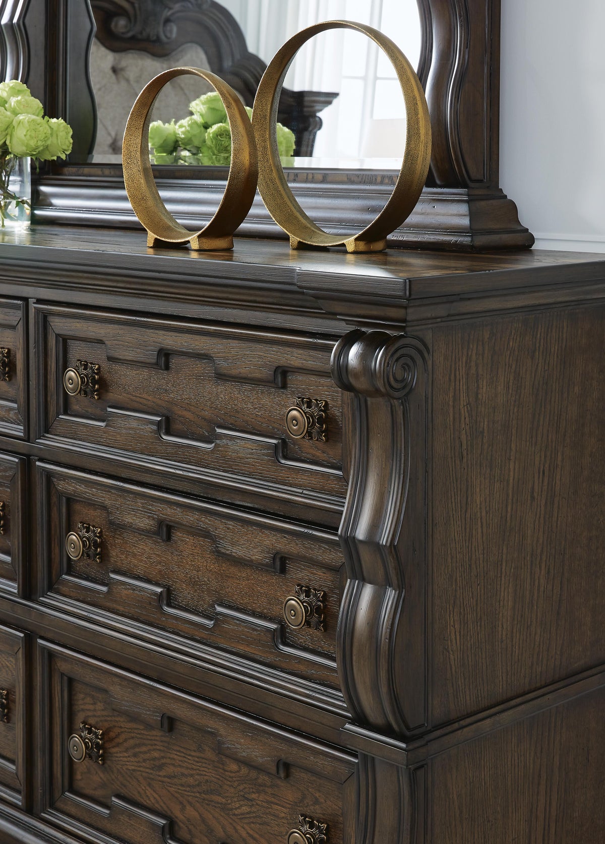 Maylee Bedroom Sets - B947B6, B947B7, B947B3, B947B13, B947B12, B947B14, B947B16, B947B15, B947B18, B947B17, B947B9, B947B20, B947B23, B947B22 - finish or detail (supplier image 20)