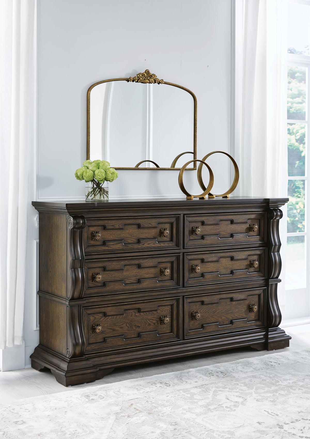 Maylee Bedroom Sets - B947B6, B947B7, B947B3, B947B13, B947B12, B947B14, B947B16, B947B15, B947B18, B947B17, B947B9, B947B20, B947B23, B947B22 - product view or room setting; complete kit and included component views (supplier image 15)