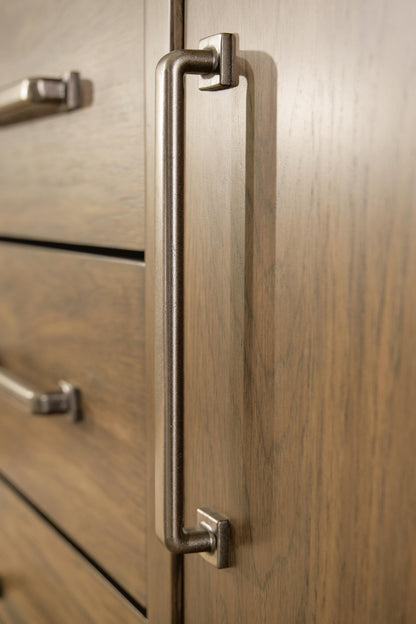 Cabalynn Dining Server - D974-60 - finish or detail (supplier image 8)