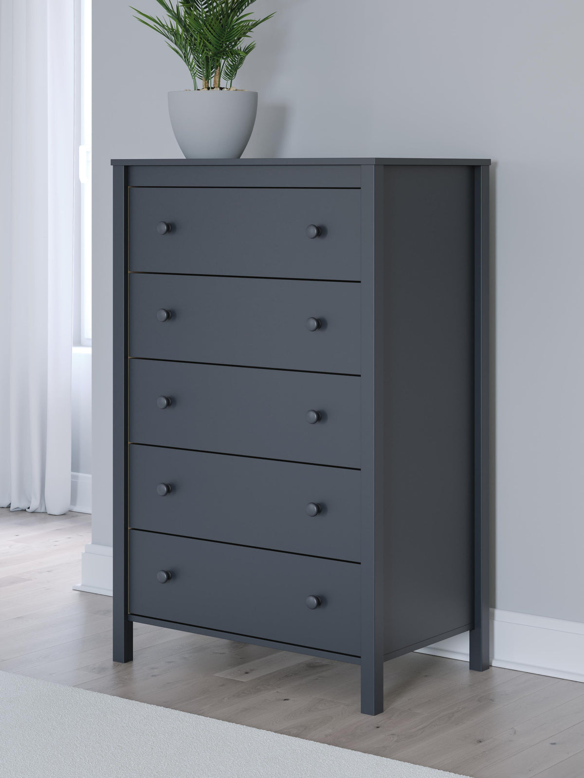 Simmenfort Chest of Drawers - EB1528-245 - product view or room setting; only chest included (supplier image 2)