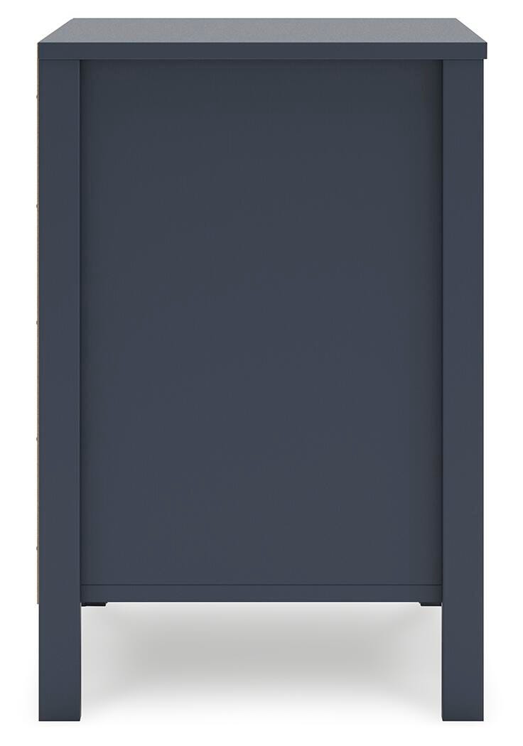 Simmenfort Nightstand - EB1528-292 - product view or room setting; only nightstand included (supplier image 8)