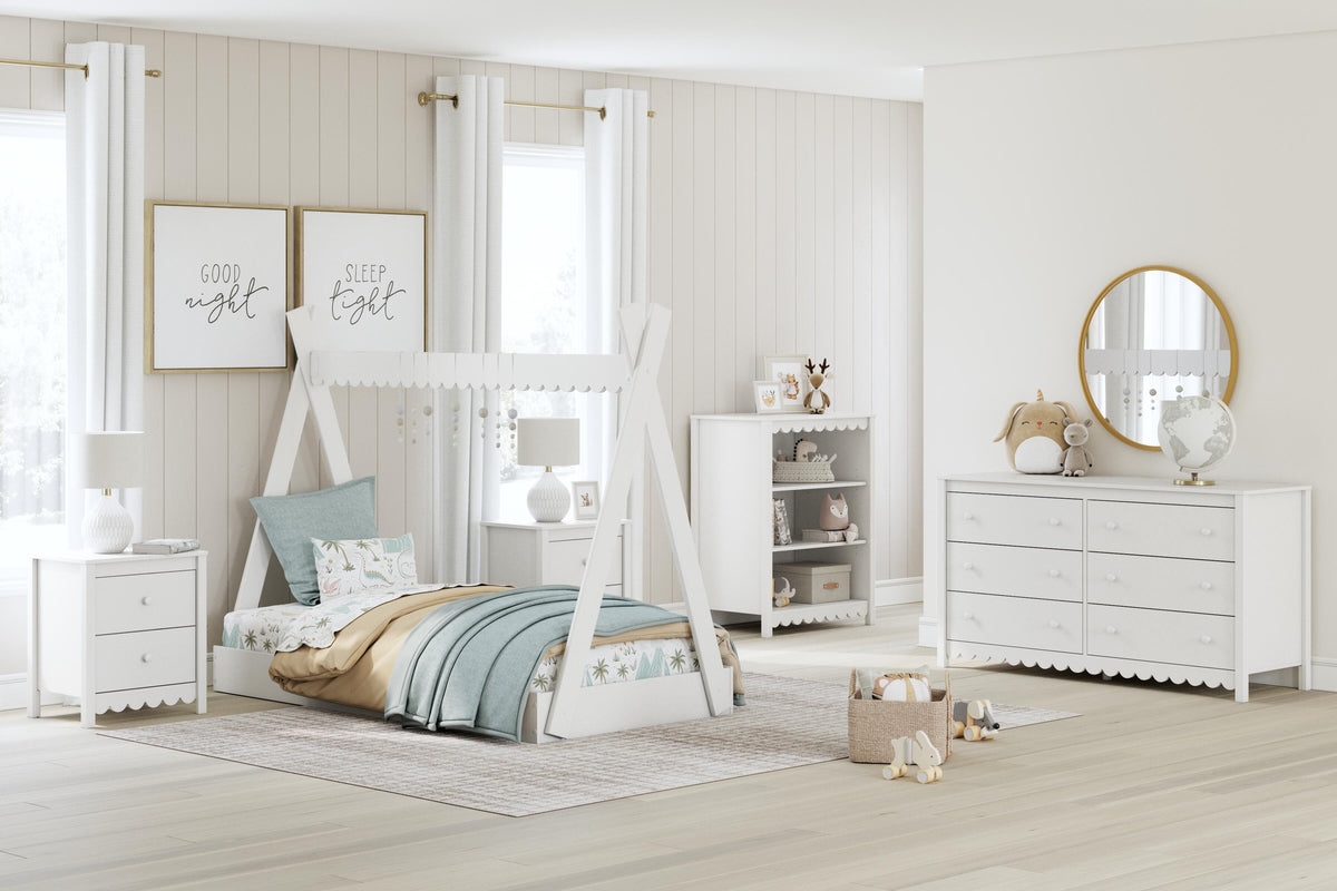 Hallityn Tent Bed - EB1810-121 - product view or room setting; only bed included (supplier image 21)
