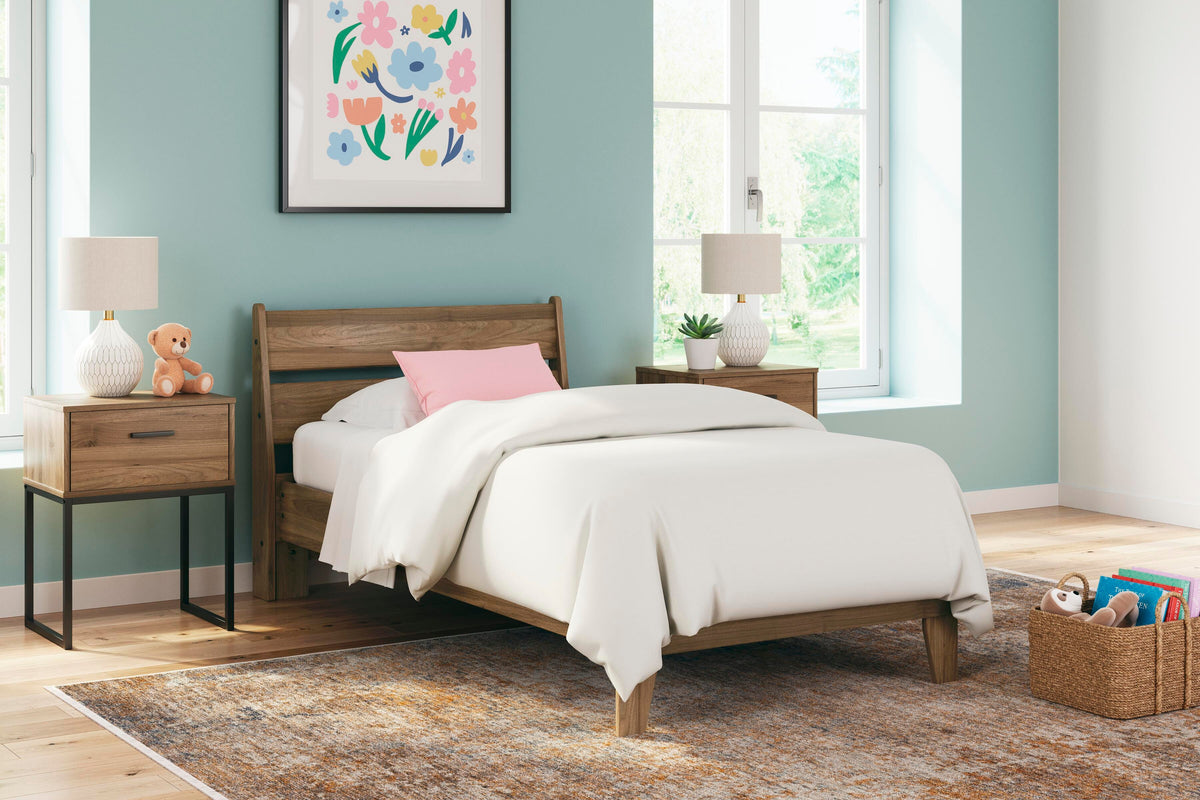 Deanlow Platform Panel Bed