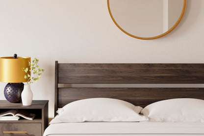 Calverson Queen Panel Platform Bed with Dresser and Nightstand - EB3660B3 - finish or detail (supplier image 23)