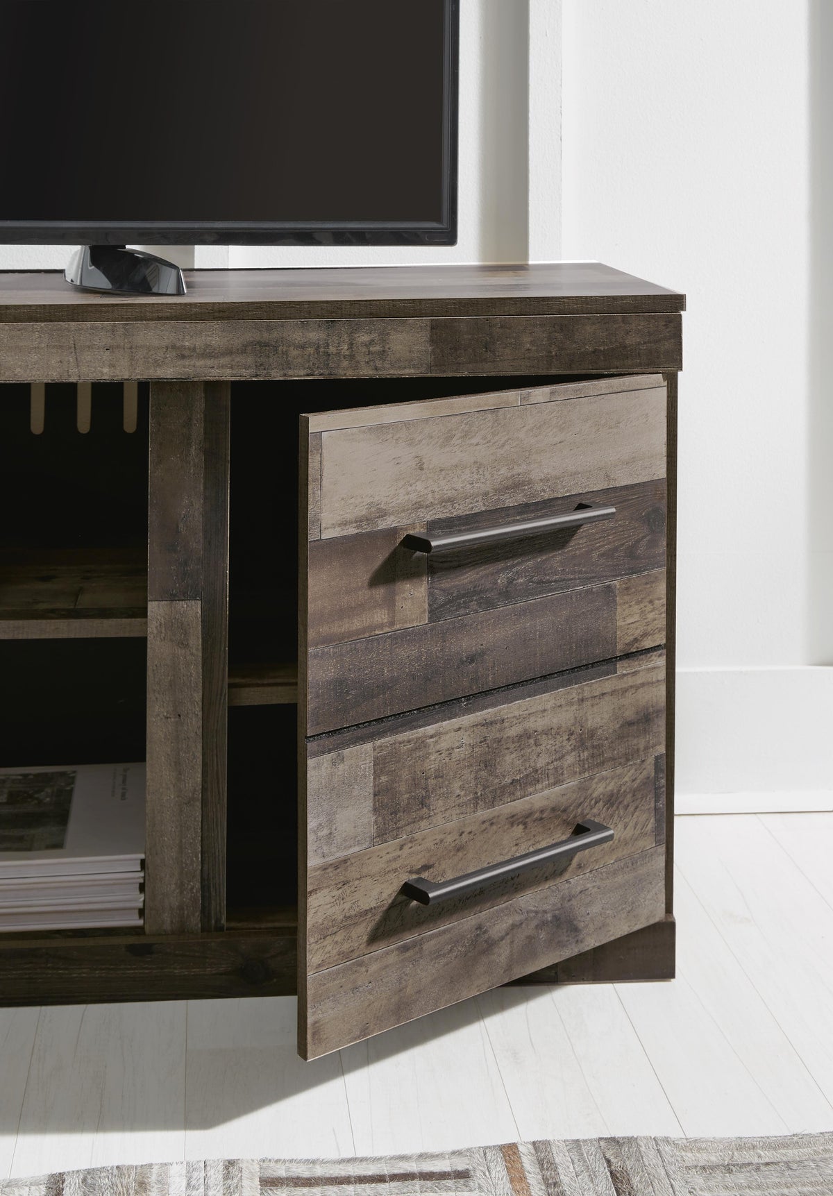 Derekson 60" TV Stand - EW0200-268 - finish or detail (supplier image 7)