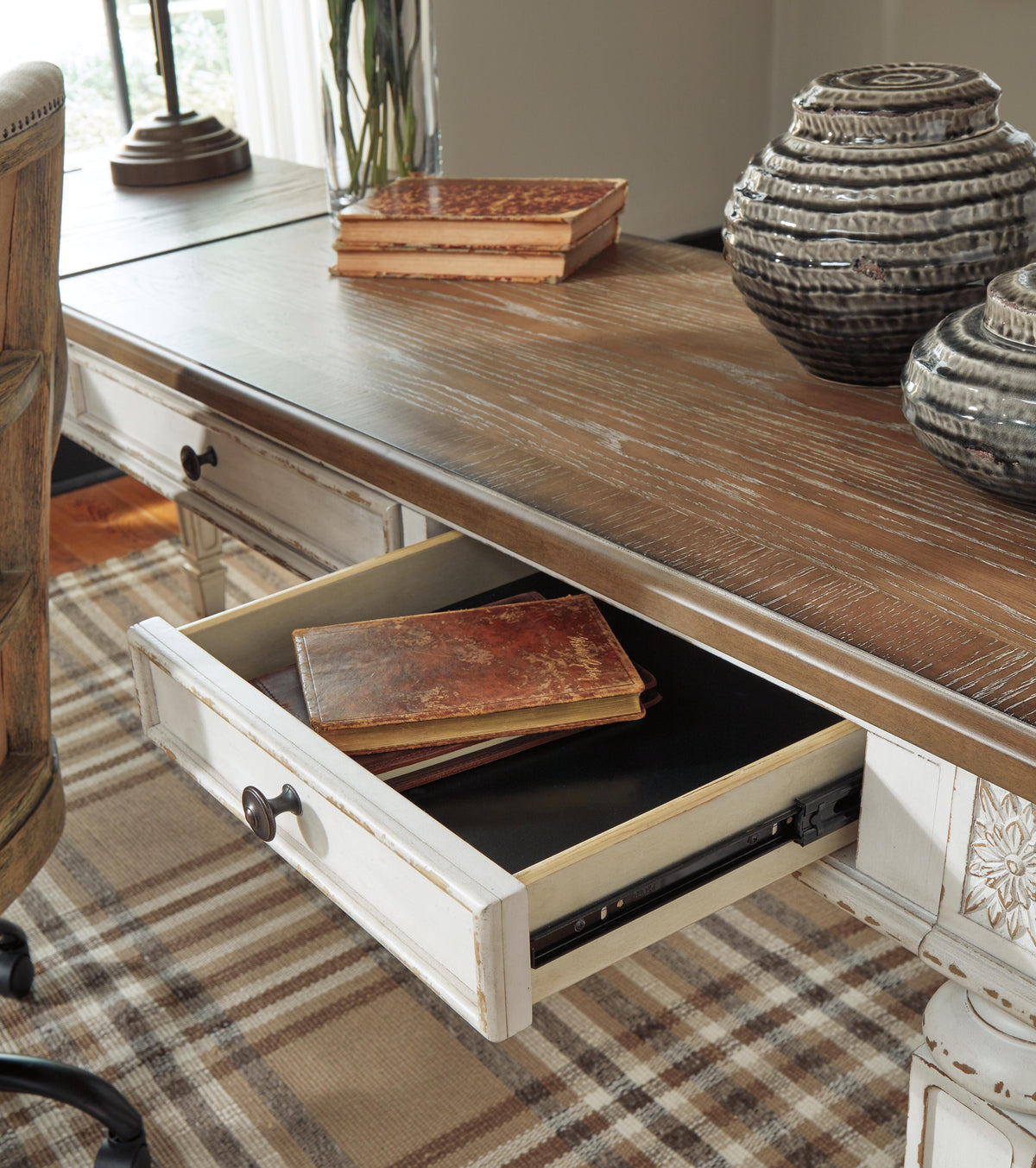 Realyn Home Office Lift Top Desk - H743-134 - finish or detail (supplier image 10)