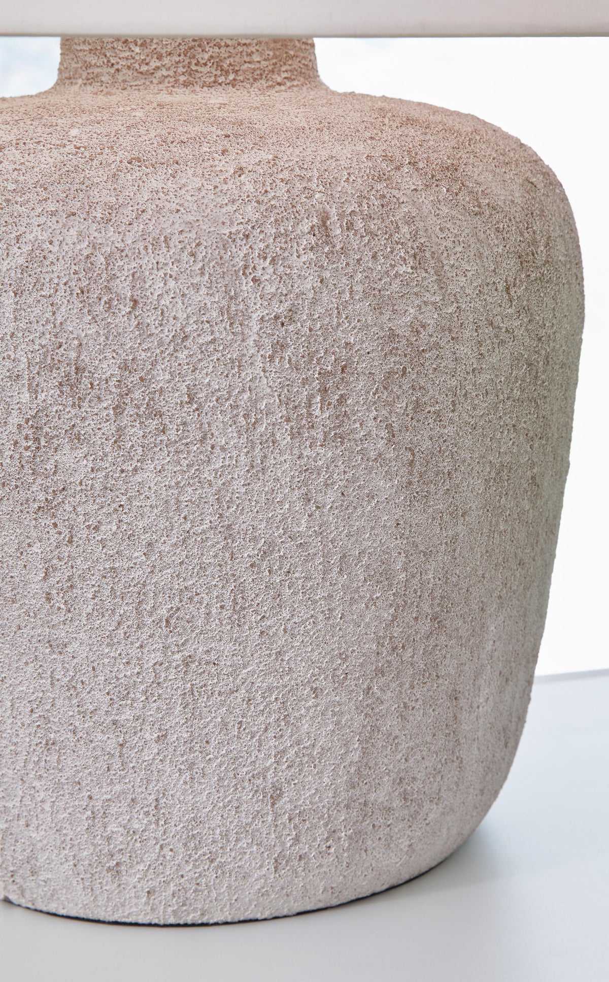 Danry Table Lamp - L207454 - finish or detail (supplier image 4)