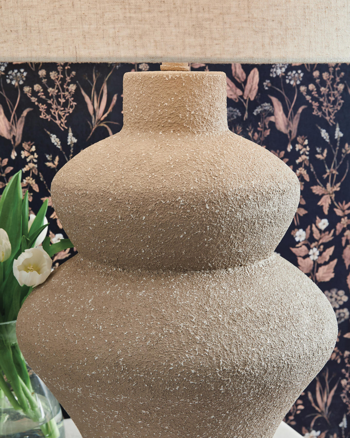 Jossleigh Table Lamp - L207624 - finish or detail (supplier image 3)