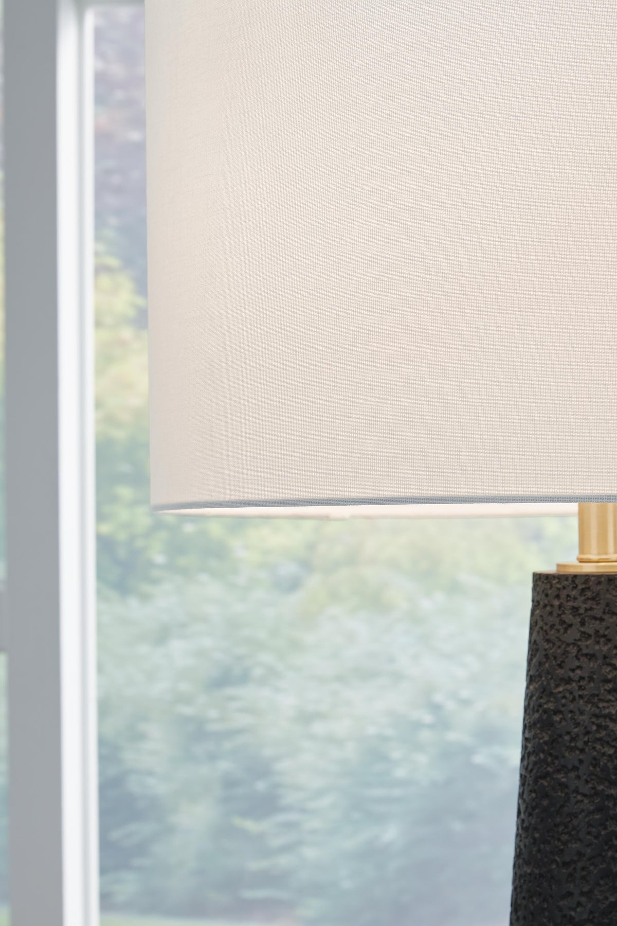 Hallburg Floor Lamp - L235761 - finish or detail (supplier image 3)