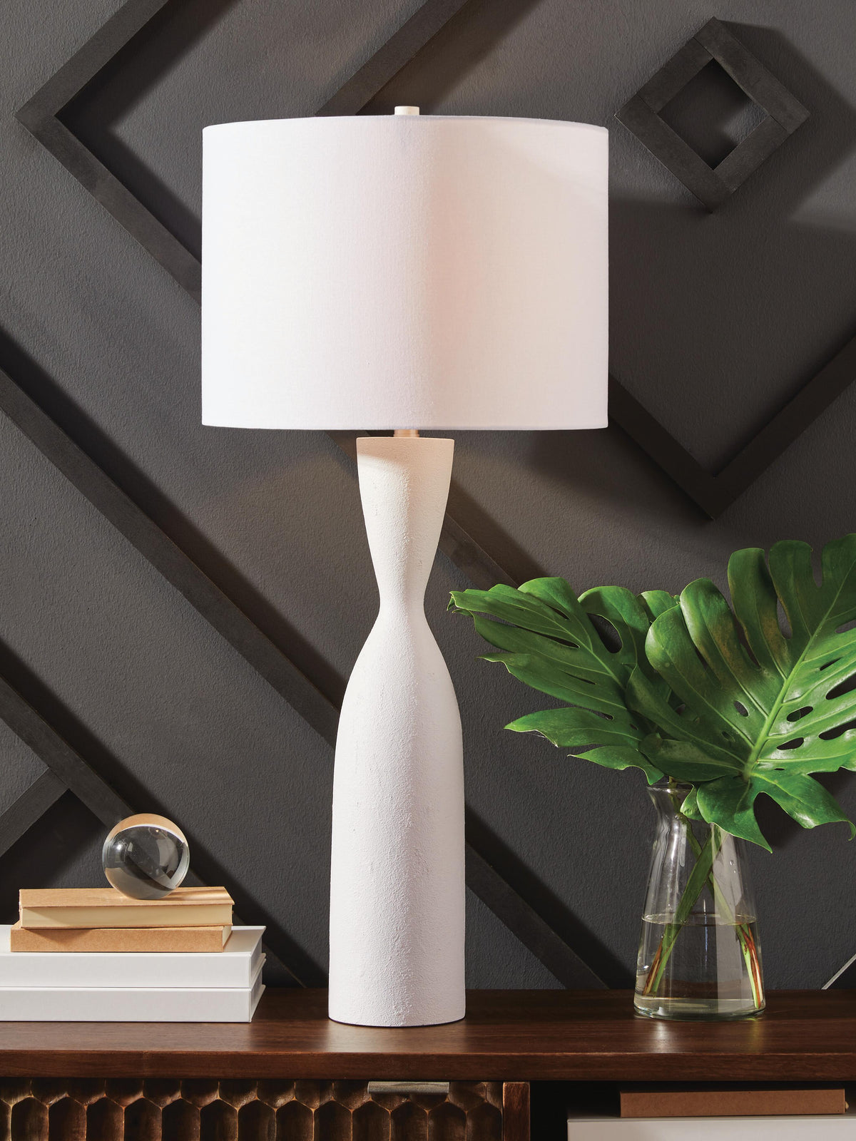 Davinford Table Lamp - L236004 - product view or room setting; only table lamp included (supplier image 2)