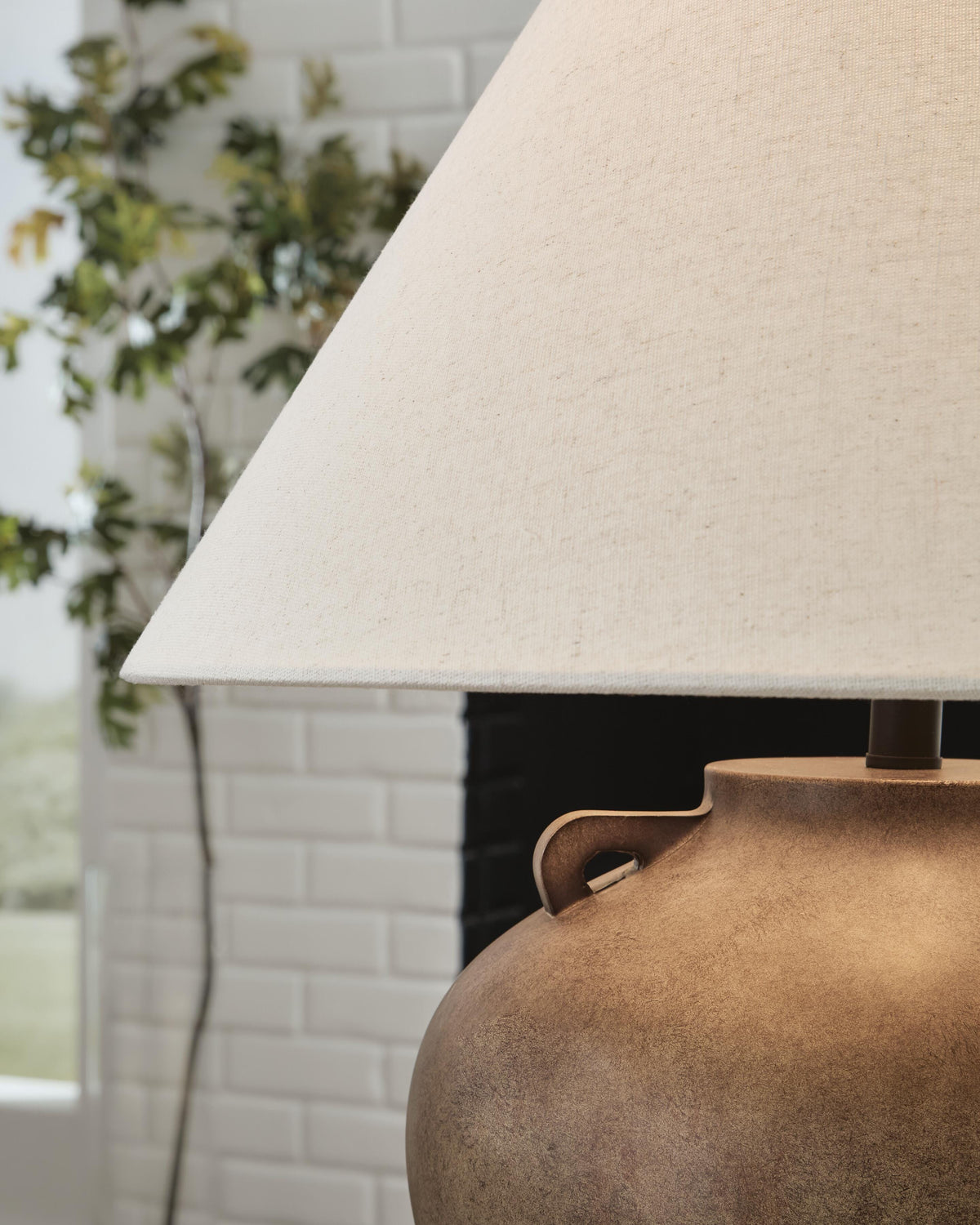 Ferrilby Table Lamp - L236064 - finish or detail (supplier image 3)