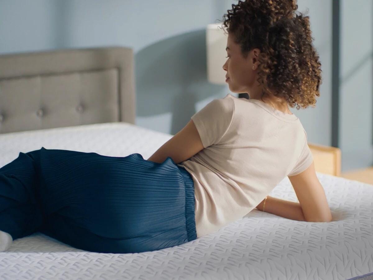Nectar Classic Hybrid Mattress - M14071, M14041, M14051, M14021, M14031, M14011 - product view or room setting; only hybrid mattresse included (supplier image 10)