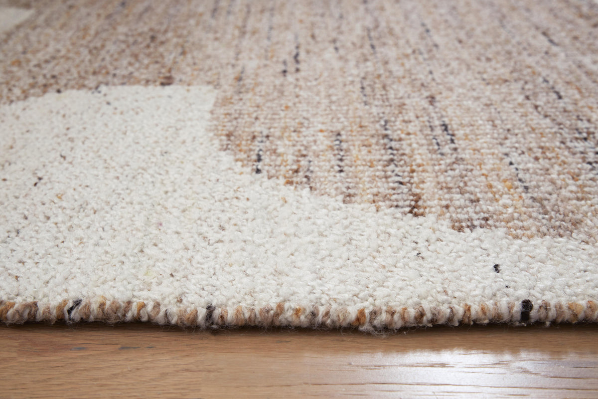 Brynnfield Area Rug - R406372, R406371 - finish or detail (supplier image 3)
