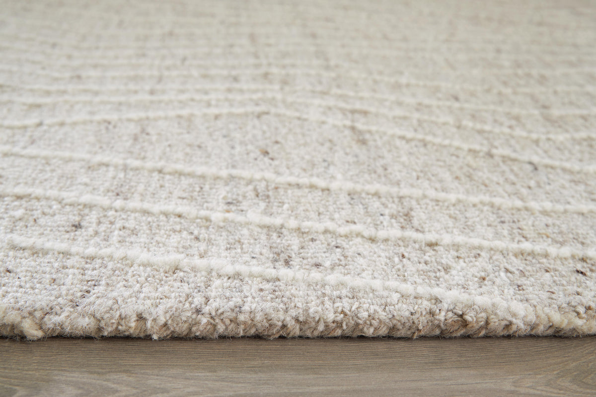 Varahill Area Rug - R406932, R406931 - finish or detail (supplier image 3)