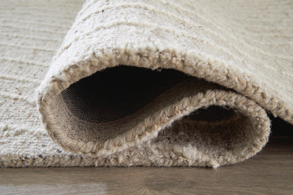 Varahill Area Rug - R406932, R406931 - finish or detail (supplier image 4)