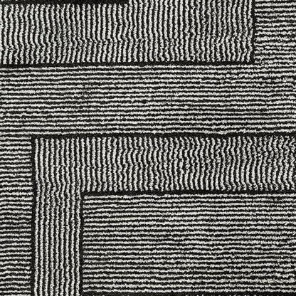 Kurtmen 5' x 7' Area Rug