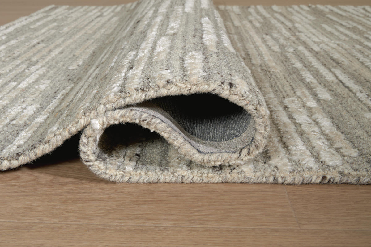 Eljory Area Rug - R408202, R408201, R408200 - finish or detail (supplier image 4)