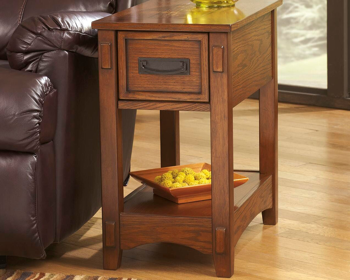 Breegin Chairside End Table - T007-319 - product view or room setting; only end table included (supplier image 23)