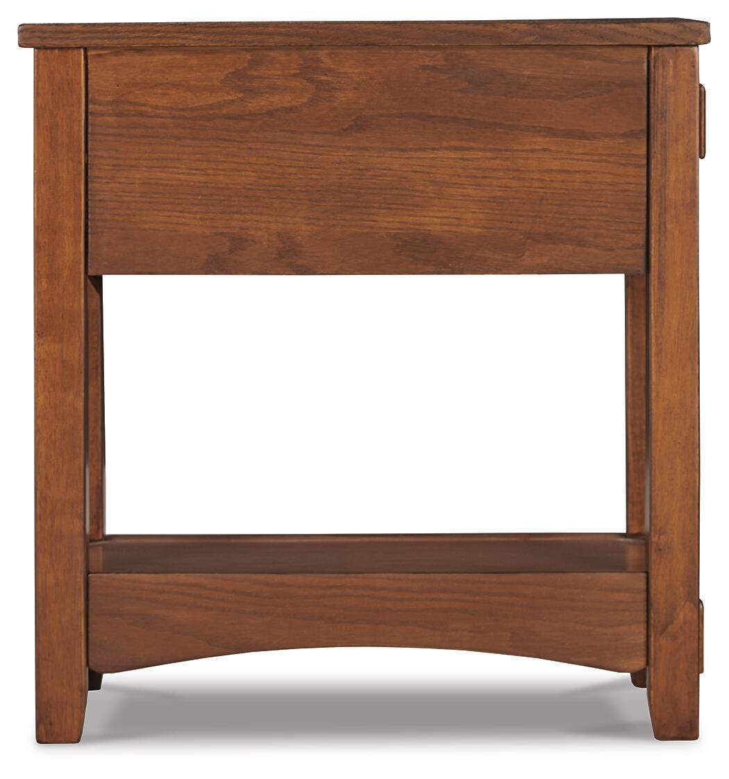 Breegin Chairside End Table - T007-319 - product view or room setting; only end table included (supplier image 18)