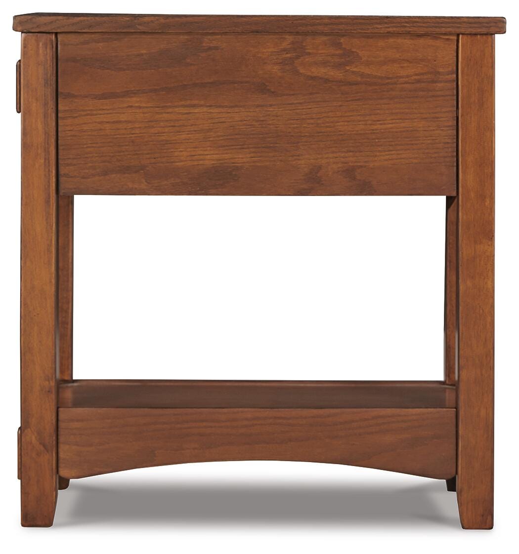 Breegin Chairside End Table - T007-319 - product view or room setting; only end table included (supplier image 20)