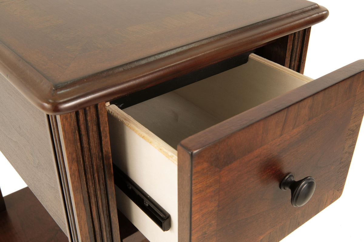 Breegin Chairside End Table - T007-527 - finish or detail (supplier image 11)