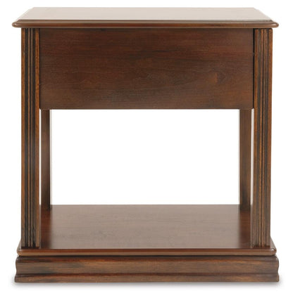 Breegin Chairside End Table - T007-527 - product view or room setting; only end table included (supplier image 4)