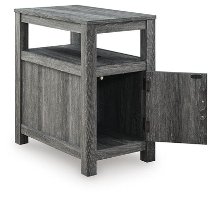 Fendenmore Chairside End Table - T190-317 - product view or room setting; only end table included (supplier image 3)
