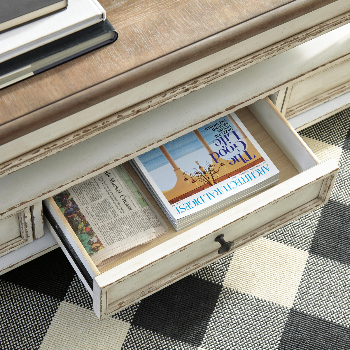 Realyn Coffee Table with Lift Top - T523-9 - finish or detail (supplier image 8)