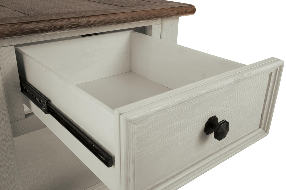 Bolanburg End Table - T637-3 - finish or detail (supplier image 7)
