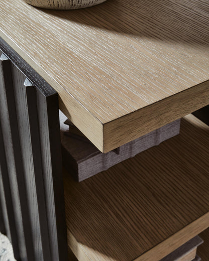 Rylandyn End Table - T721-3 - finish or detail (supplier image 5)