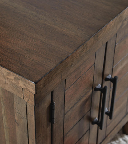 Moriville End Table - T731-3 - finish or detail (supplier image 8)