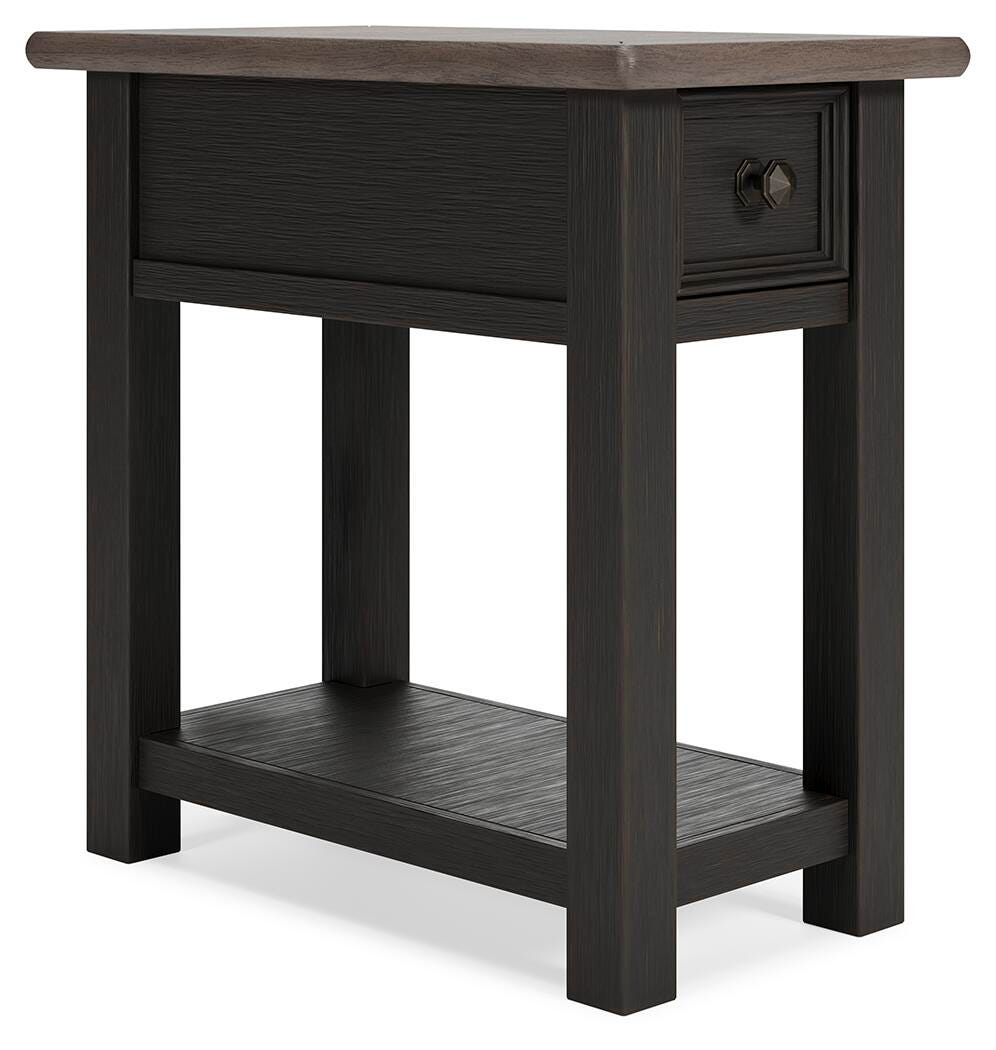 Tyler Creek Chairside End Table - T736-107 - product view or room setting; only end table included (supplier image 1)