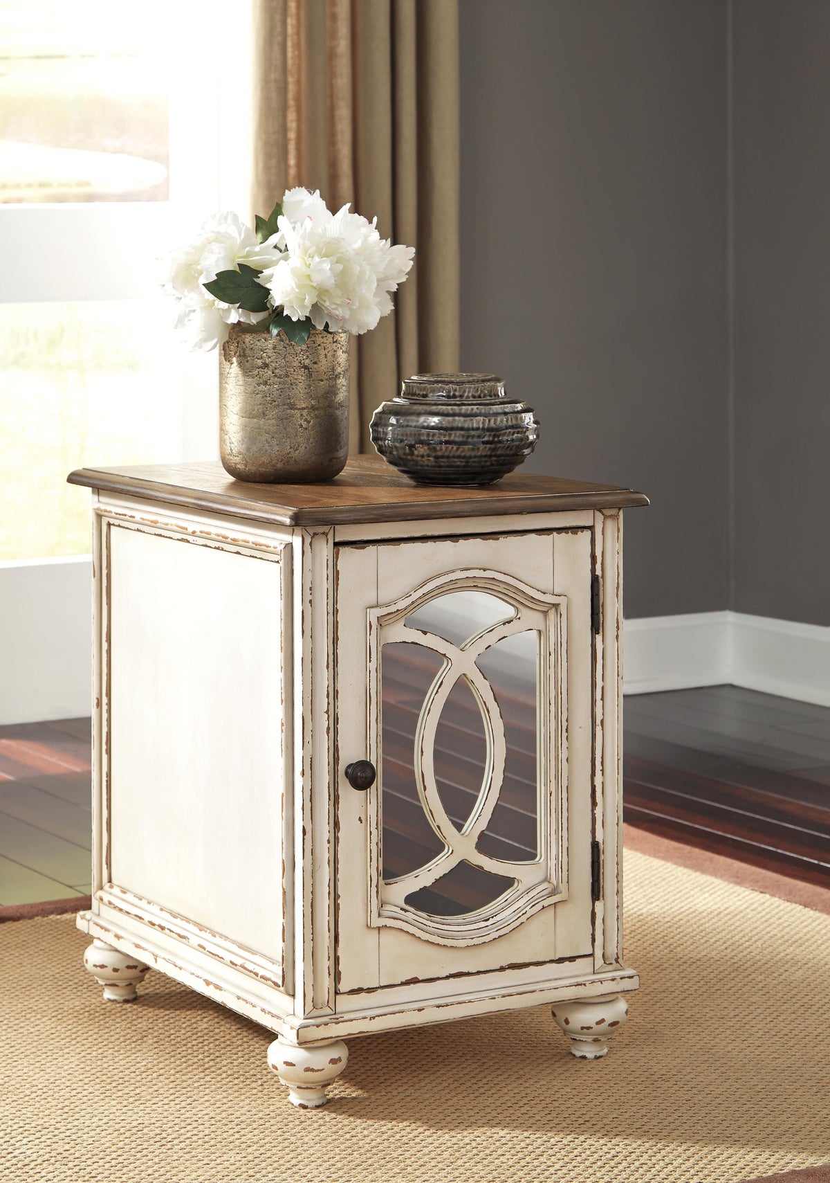 Realyn Chairside End Table - T743-7 - product view or room setting; only end table included (supplier image 9)