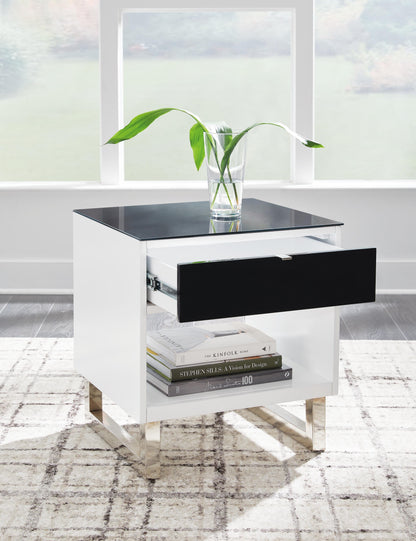 Gardoni End Table - T756-3 - product view or room setting; only end table included (supplier image 7)