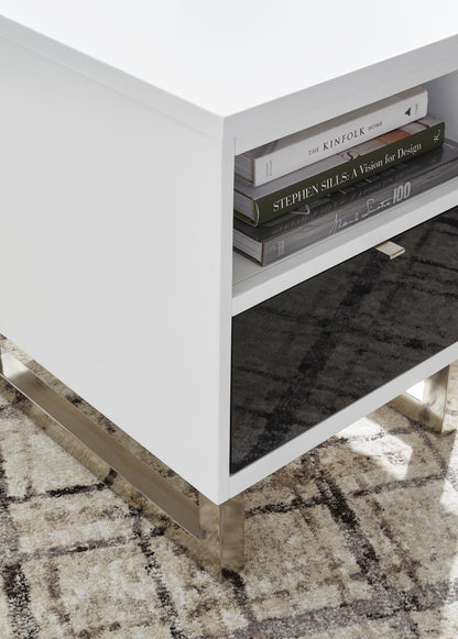 Gardoni Chairside End Table - T756-7 - finish or detail (supplier image 9)