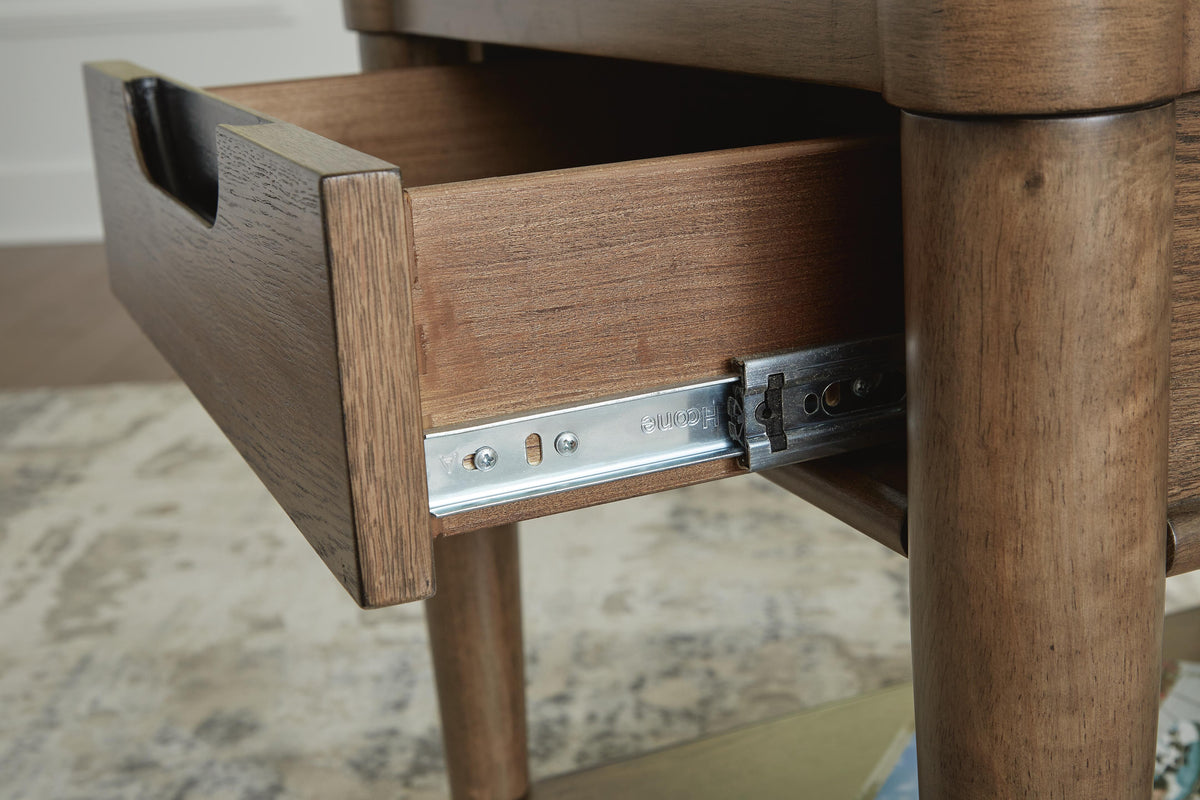 Roanhowe Coffee Table and 2 End Tables - T769T1 - finish or detail (supplier image 16)