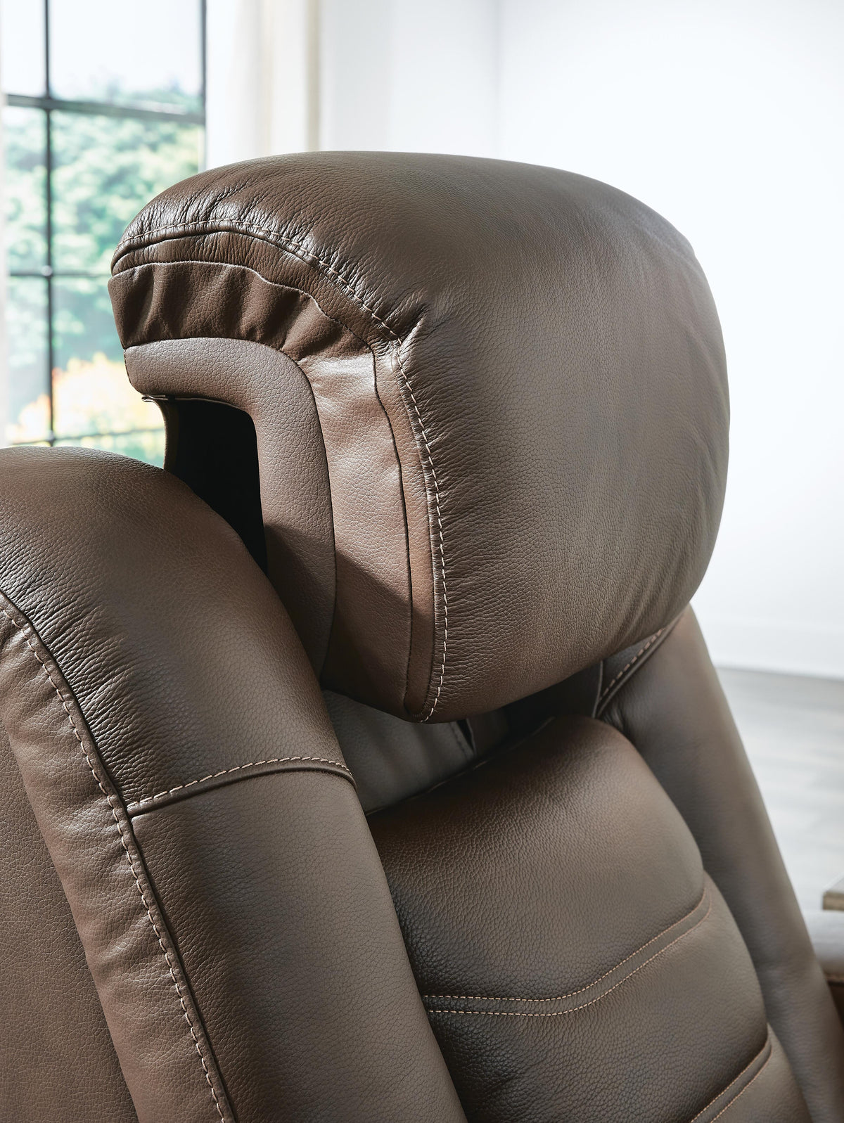 High Impact Power Recliner - U1060113 - product view or room setting; only recliner included (supplier image 9)