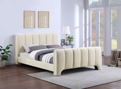 Camila - Bed