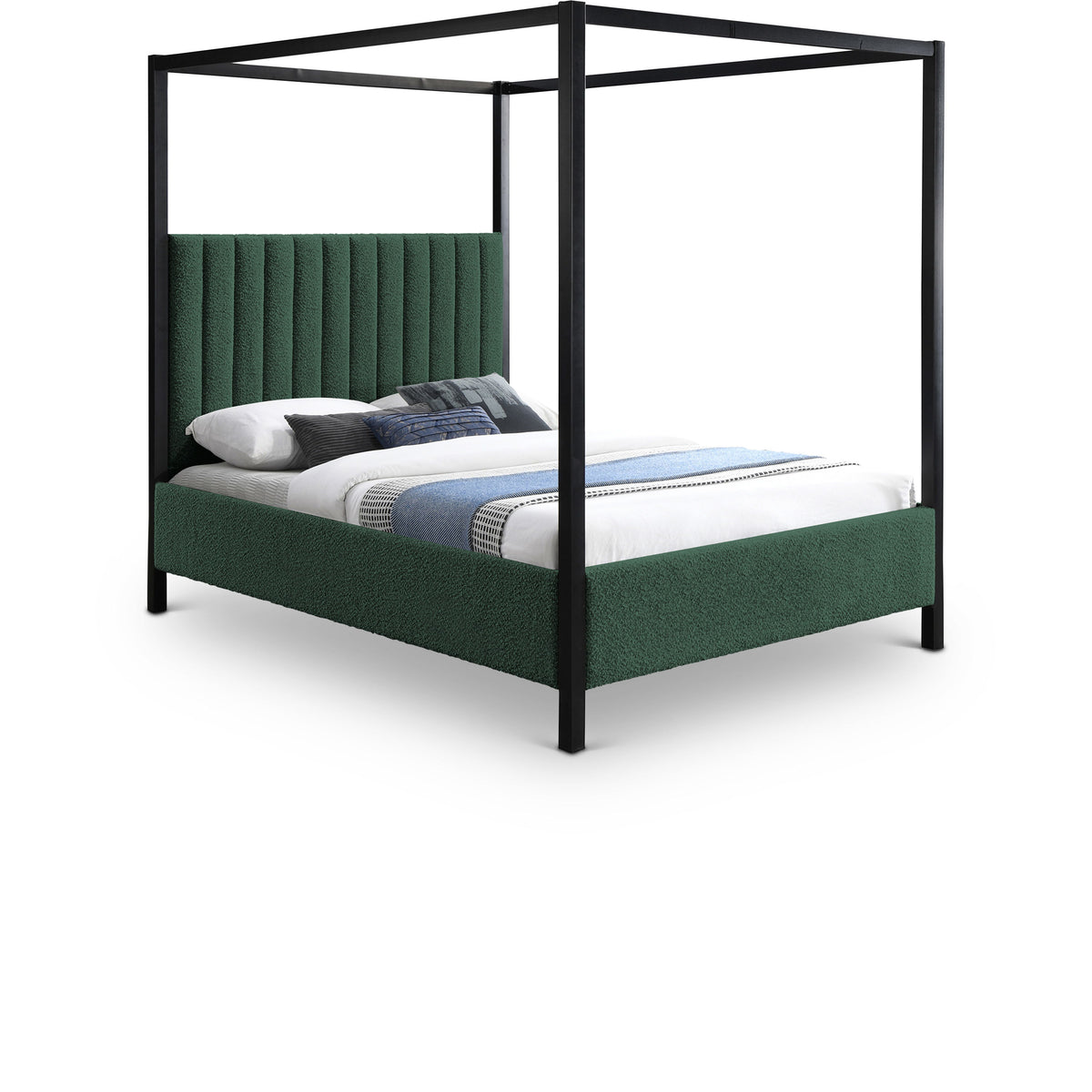 Kelly - Bed